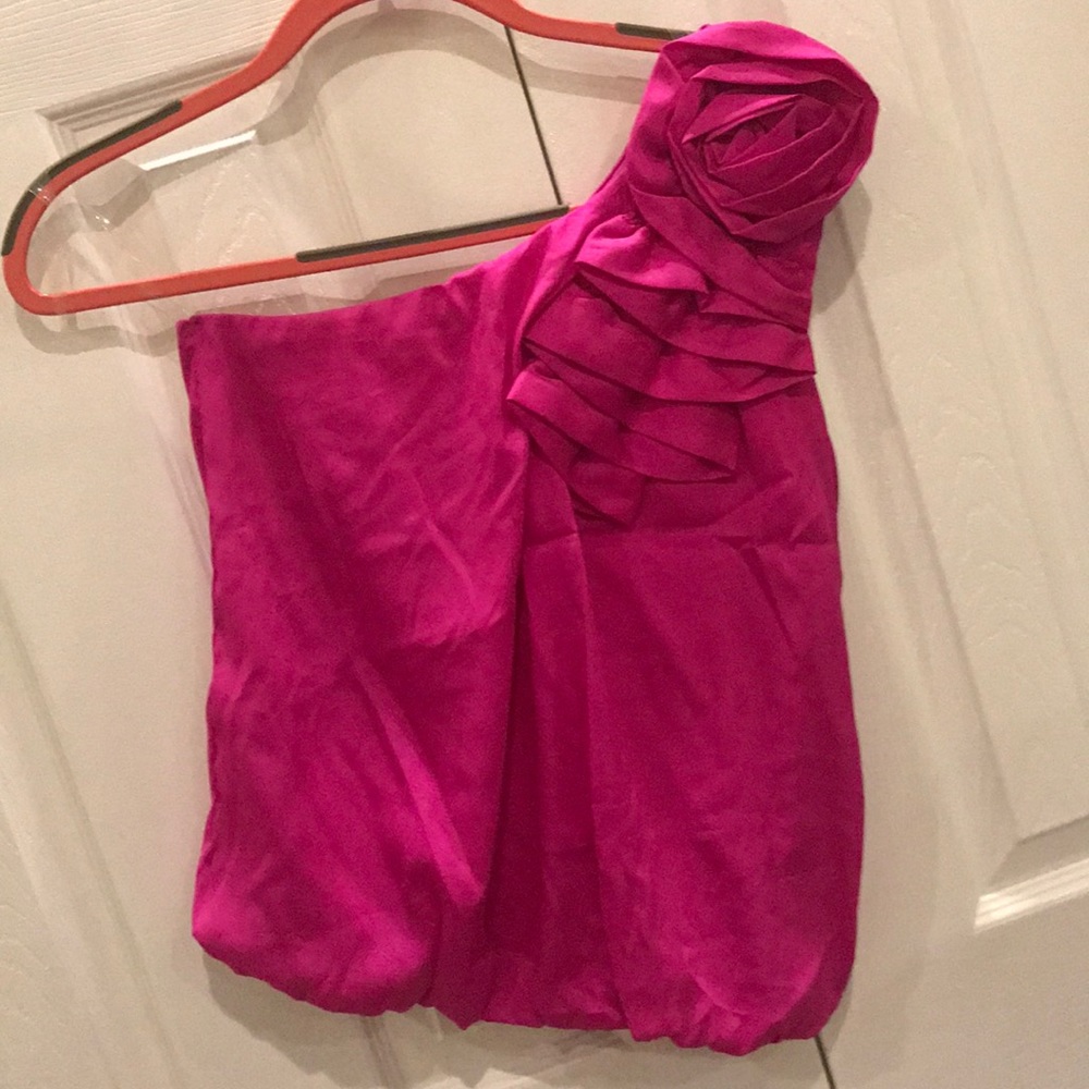 One shoulder, hot pink top